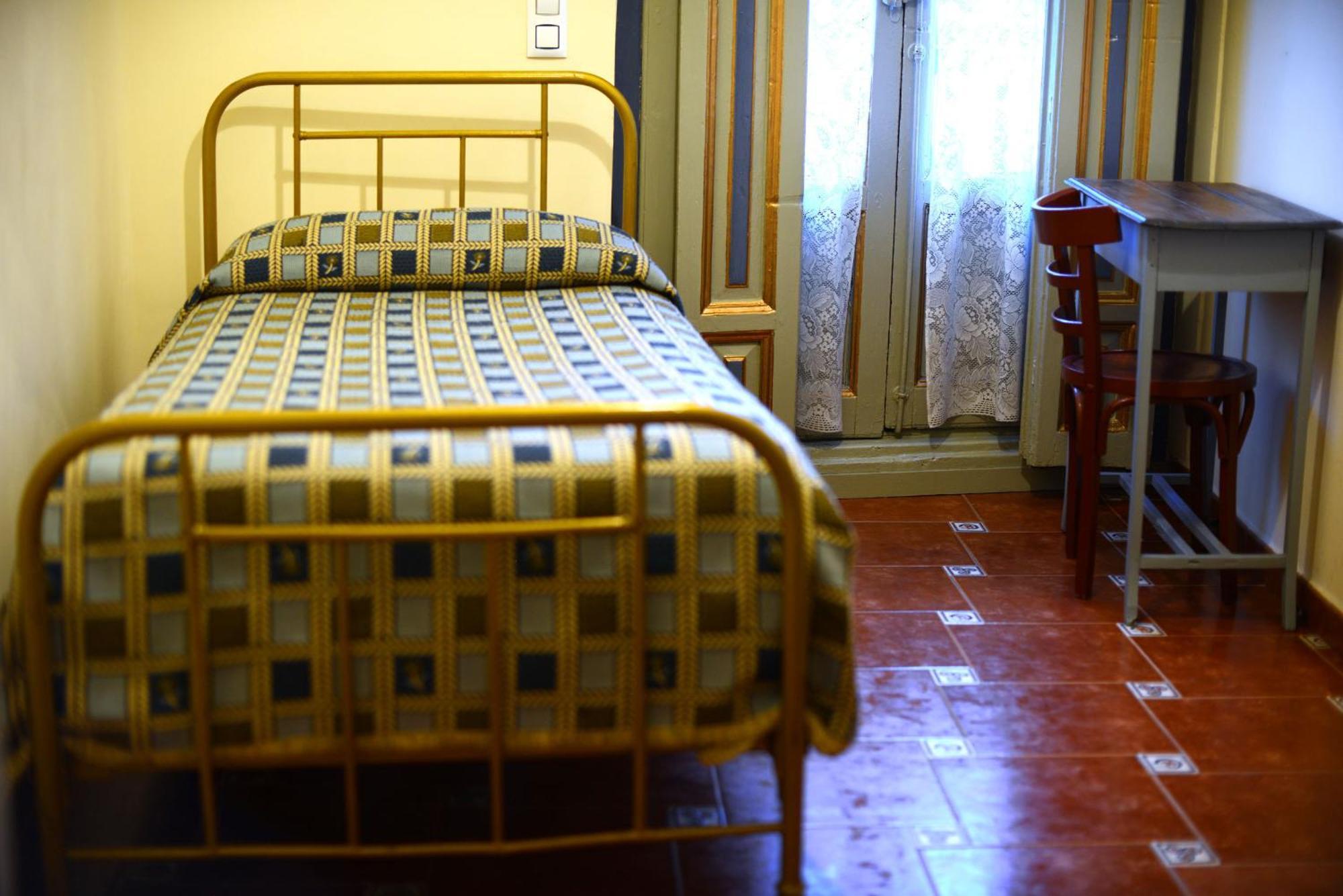 Hostal Horizonte Madrid "Check-In On-Line Recepcion 14H-23H" Exterior foto