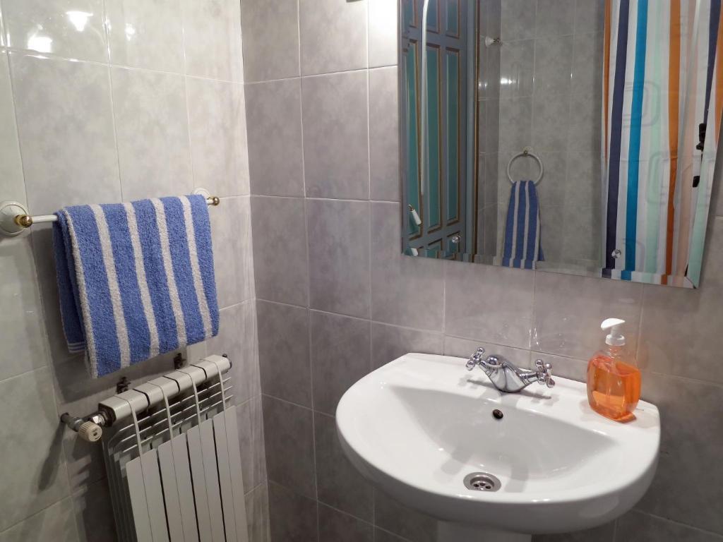 Hostal Horizonte Madrid "Check-In On-Line Recepcion 14H-23H" Zimmer foto